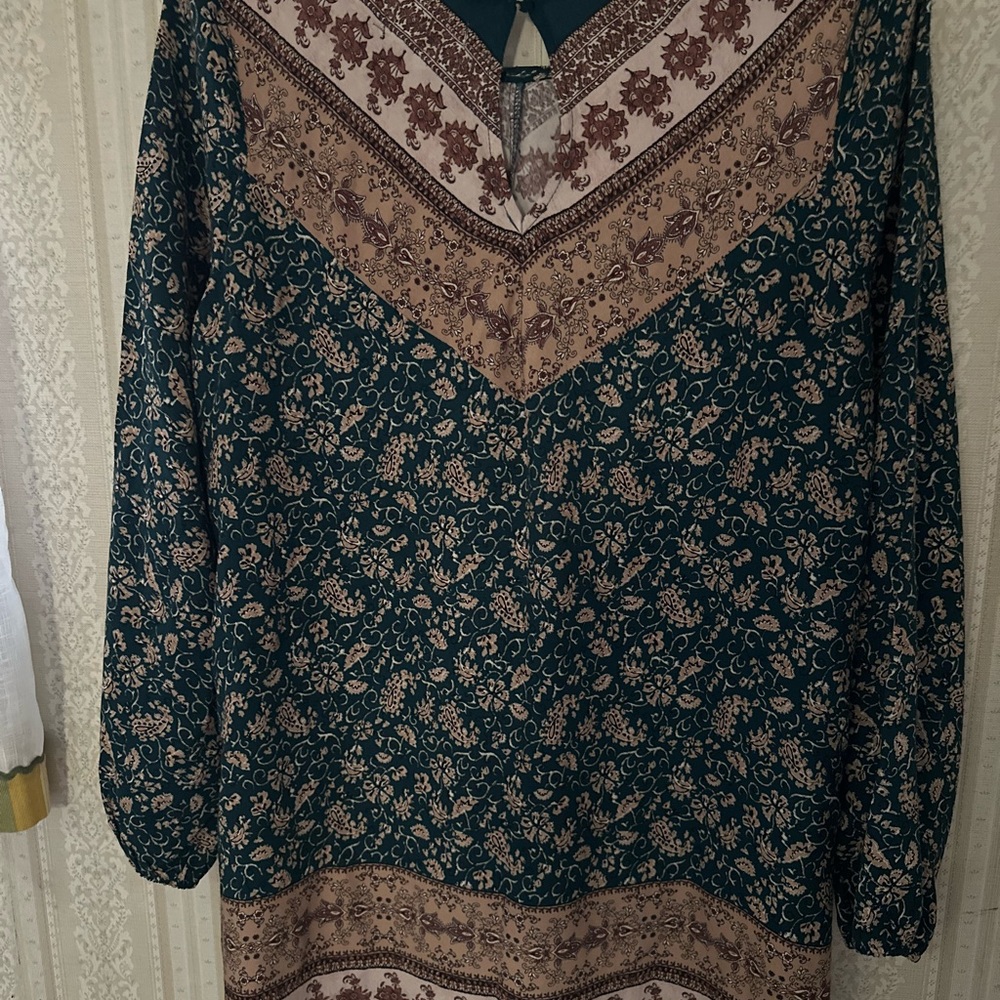 TASSELS N LACE Size Medium Pullover Long Sleeve Multi Floral Tunic Dress